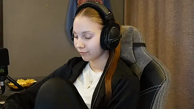 Softixq online show from November 23, 2:28 pm