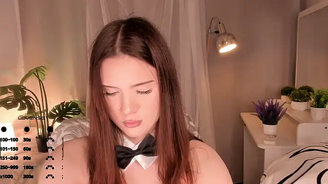 AustinClowerd online show from November 9, 7:06 am