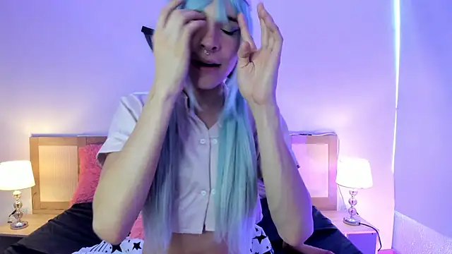 Snapshot of Damiian20_ chatting on November 10, 4:17 pm Damiian20 online show from November 10, 4:17 pm