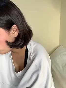 AikoStar online show from December 3, 4:09 am