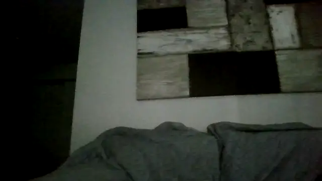 Fallen Jezabel online show from November 24, 5:45 pm