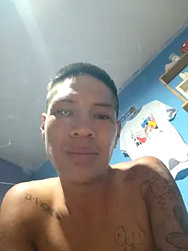 Snapshot of Ojitosbrrr chatting on November 4, 12:10 am Ojitosbrrr online show from November 4, 12:10 am