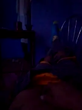 Snapshot of Ojitosbrrr chatting on November 13, 8:24 am Ojitosbrrr online show from November 13, 8:24 am