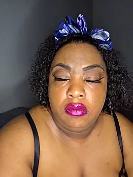 TigOBittiesTheOriginal online show from November 18, 4:11 pm