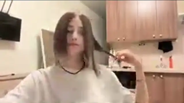 Snapshot of AidaGloshen chatting on October 27, 5:06 pm AidaGloshen online show from October 27, 5:06 pm