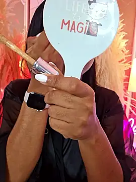 LizyTayloor online show from November 10, 1:21 pm