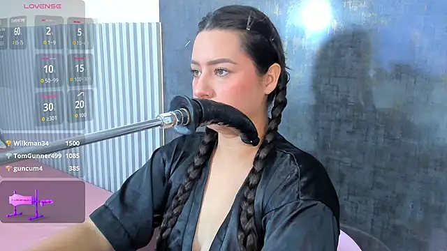 anna eyes  online show from November 7, 12:05 pm