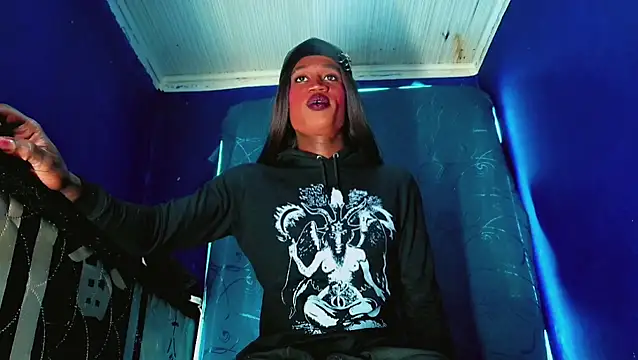 Kloe cardashan online show from November 11, 4:56 am