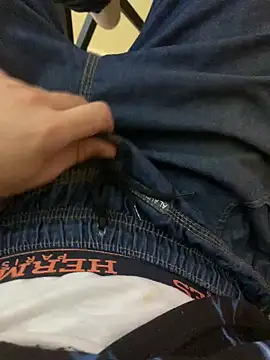 Unique-Man online show from November 17, 10:10 am