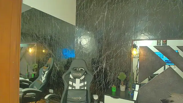 LaurenHazel online show from October 31, 11:55 am