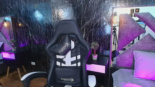 LaurenHazel online show from November 29, 9:07 pm