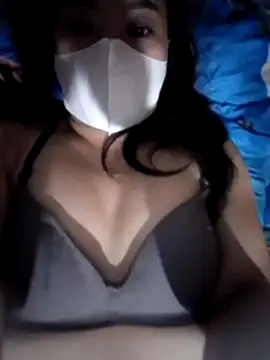 Snapshot of Phoena-a chatting on November 9, 2:48 pm Phoena-a online show from November 9, 2:48 pm