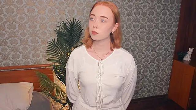 AddieOsler online show from November 1, 8:55 pm