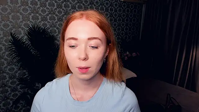 AddieOsler online show from November 4, 8:41 pm