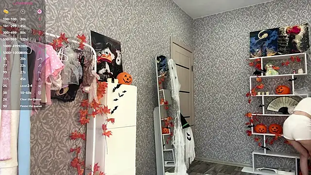 MiraVandee online show from October 26, 5:13 am