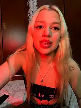 tiffanystarling online show from November 4, 1:27 am