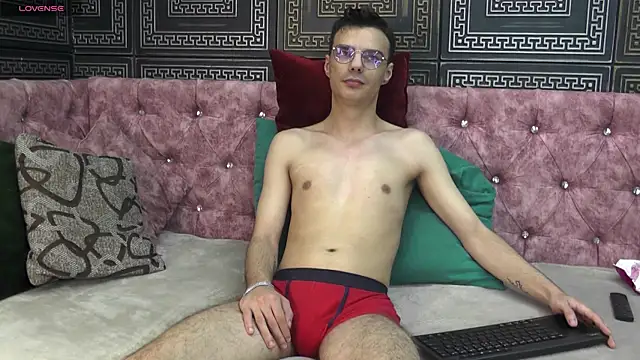 AidenStorm online show from November 22, 5:56 pm