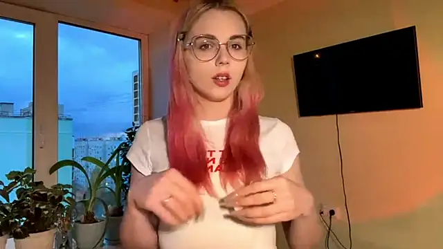 LatanyaRein online show from November 2, 1:13 pm