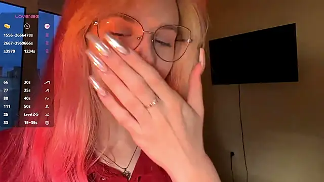 LatanyaRein online show from November 6, 1:12 pm