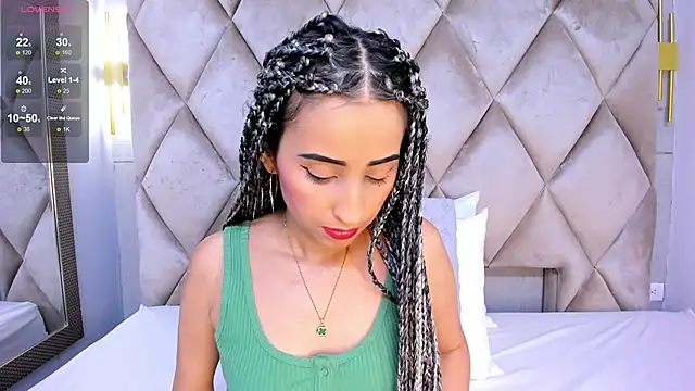 violett rabbit  online show from November 28, 8:22 pm