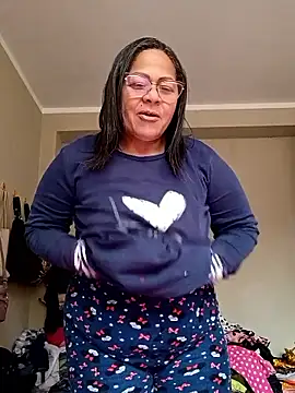 Snapshot of Angie_milf50 chatting on November 8, 3:23 pm Angie milf50 online show from November 8, 3:23 pm