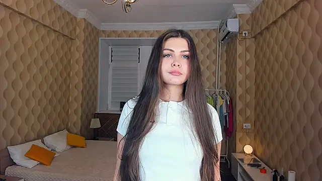 AdelinaIbraham online show from November 3, 6:31 pm