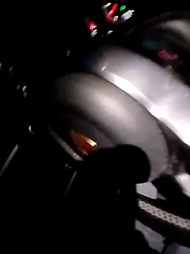 Snapshot of Pinos8700 chatting on November 2, 10:01 pm Pinos8700 online show from November 2, 10:01 pm