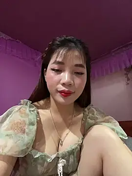 Zlienr023 online show from November 4, 1:43 pm