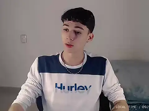 Sett 01 online show from November 5, 2:55 am