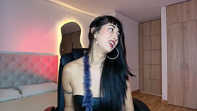 Raven  riot online show from November 13, 12:59 pm