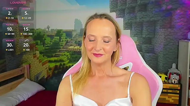 Snapshot of ScarlettPalmer chatting on November 30, 10:19 am ScarlettPalmer online show from November 30, 10:19 am