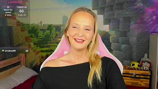 Snapshot of ScarlettPalmer chatting on December 3, 10:35 am ScarlettPalmer online show from December 3, 10:35 am