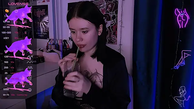 Snapshot of Meow_Marie chatting on November 1, 11:40 pm Meow Marie online show from November 1, 11:40 pm