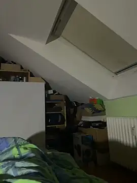 Snapshot of Ilovemilf1 chatting on November 16, 5:29 pm Ilovemilf1 online show from November 16, 5:29 pm