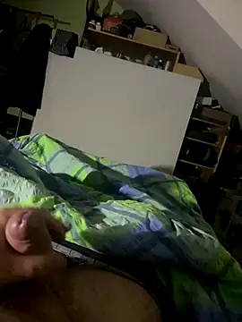 Snapshot of Ilovemilf1 chatting on November 17, 9:42 pm Ilovemilf1 online show from November 17, 9:42 pm