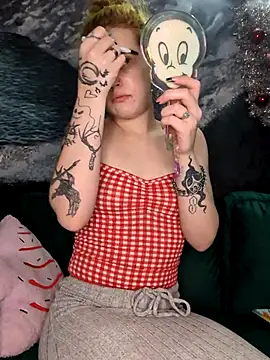 mattiethebaddieee online show from November 26, 9:27 pm