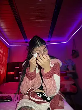 anny  18 online show from November 23, 6:41 pm