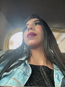 anny  18 online show from November 26, 9:38 pm