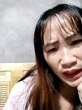 Snapshot of emini-xx chatting on November 25, 3:01 pm emini-xx online show from November 25, 3:01 pm