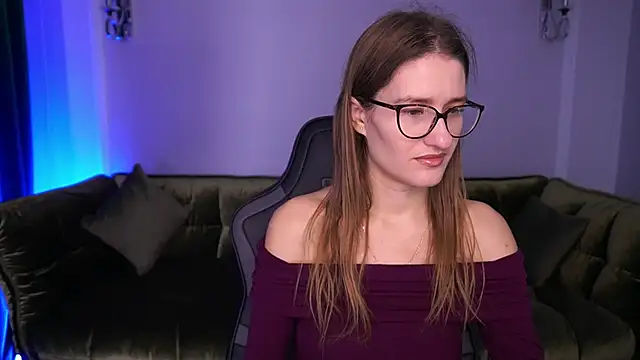 NaughtyNurseVibe online show from November 21, 7:07 am