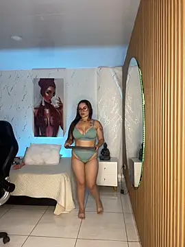 Vivian LoveEup online show from November 24, 1:22 pm