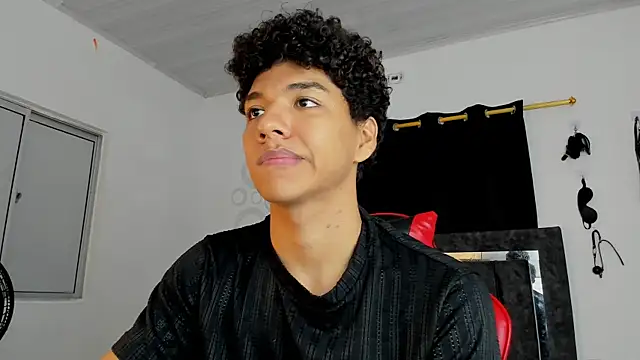 Maximiliano Khalil online show from November 30, 7:51 pm