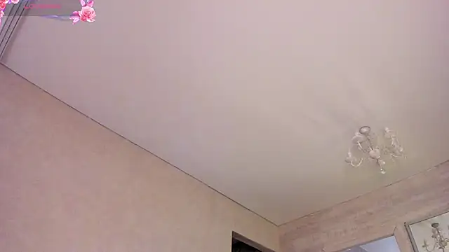 OnlyVivi online show from November 18, 6:29 am