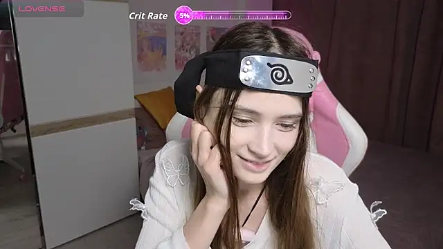 Hana Flo  online show from November 4, 1:54 pm