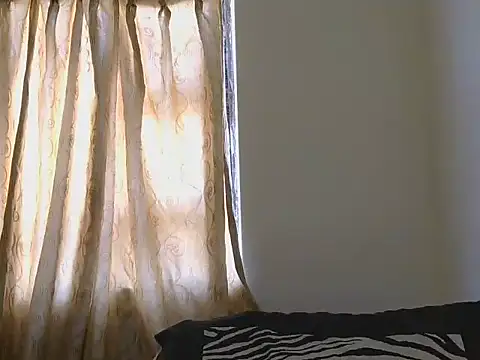 sexy-Halo online show from November 4, 8:57 am