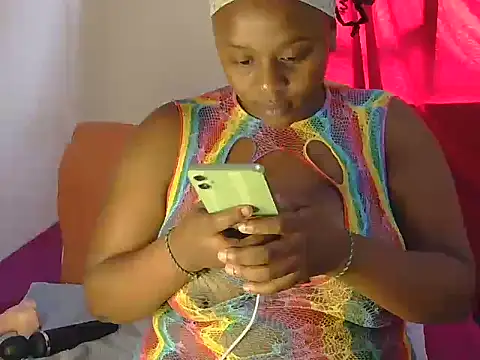 sexy-Halo online show from November 18, 8:19 am