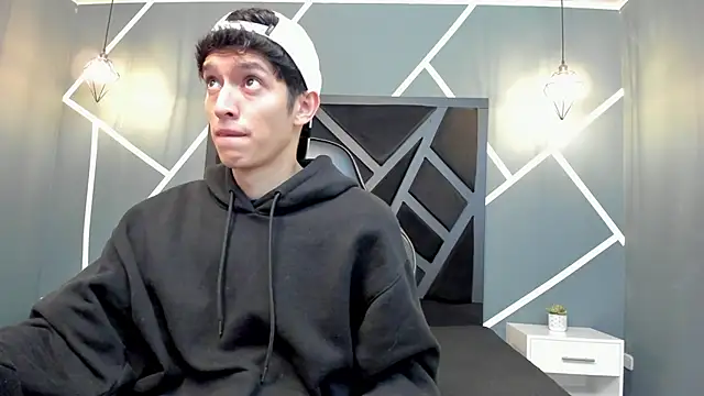 Niick Carter online show from November 11, 11:05 pm