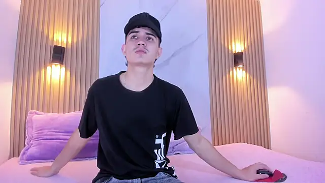 alejo gray online show from November 5, 3:17 am