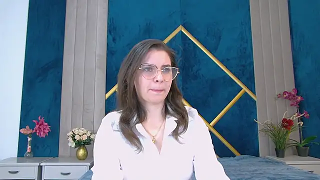 MisteryBlush online show from November 3, 8:21 pm