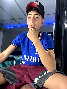 MathieuAGT online show from November 29, 7:39 pm